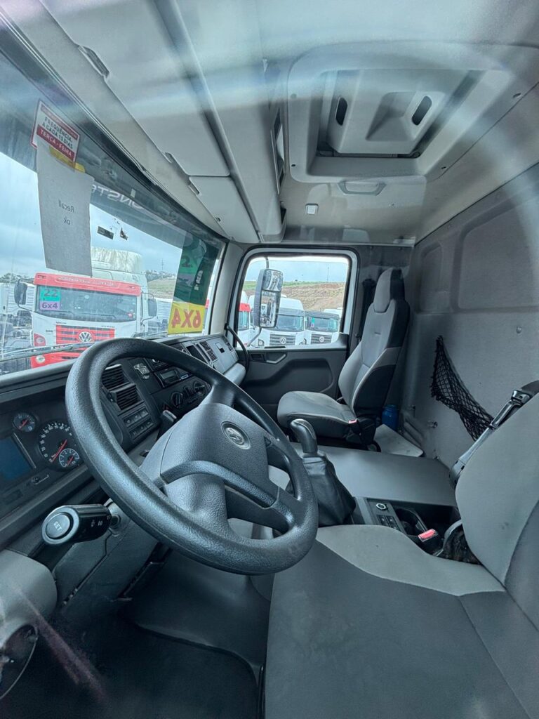 WhatsApp Image 2025-10-20 at 12.07.20 (5)